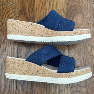 BZees Riviera wedge sandals